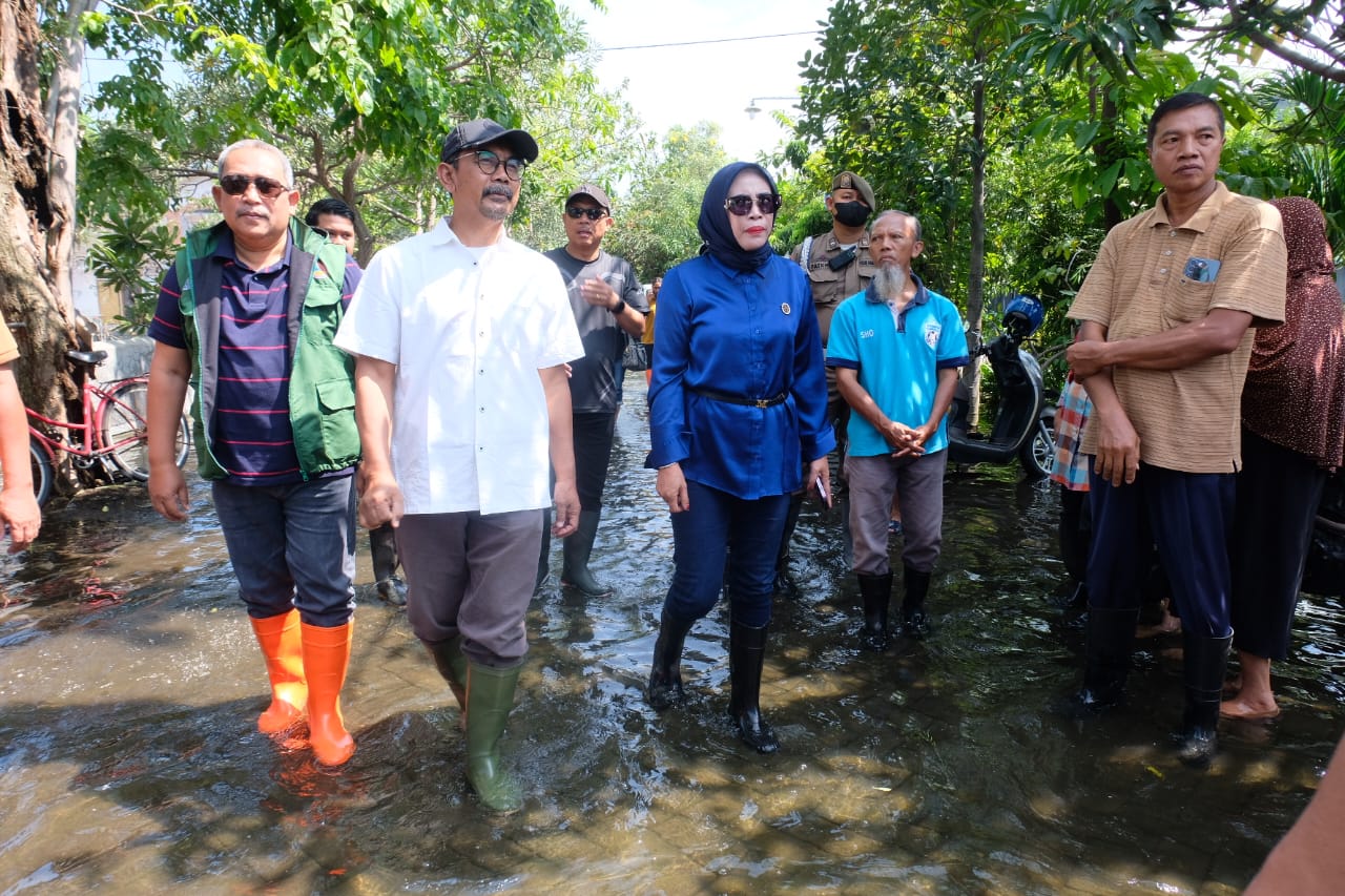 Pemkab Sidoarjo Gerak Cepat Salurkan Bantuan Korban Banjir Di Kecamatan Candi dan Sidoarjo