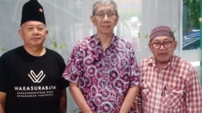 Keterangan gambar: Dari kiri ke kanan : Djadi Galajapo, Amang Mawardi, Toto Sonata