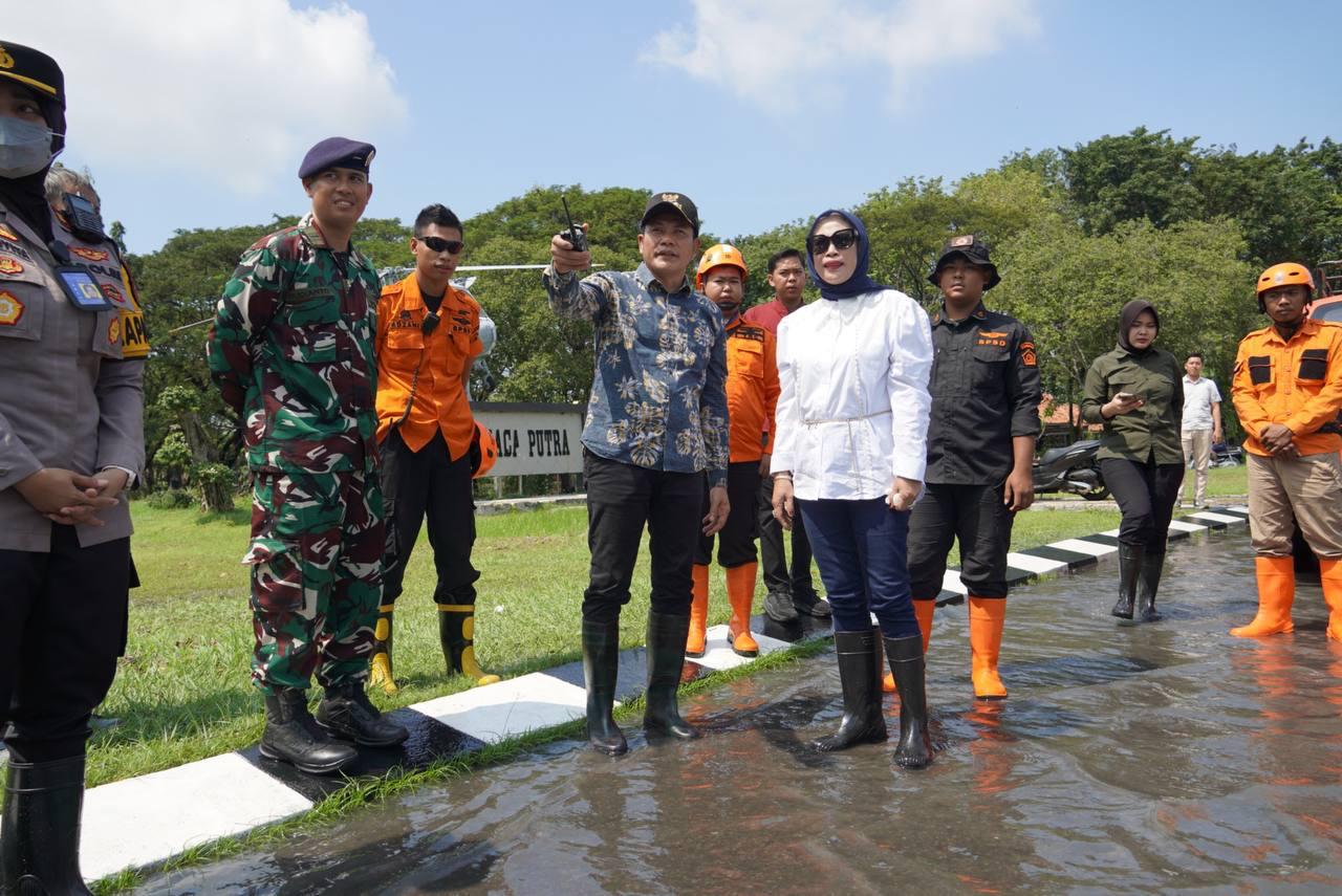 Bupati dan Wakil Bupati Sidoarjo Sidak Banjir serta Dampak Angin Kencang di Terminal 2 Juanda hingga Desa Cemandi