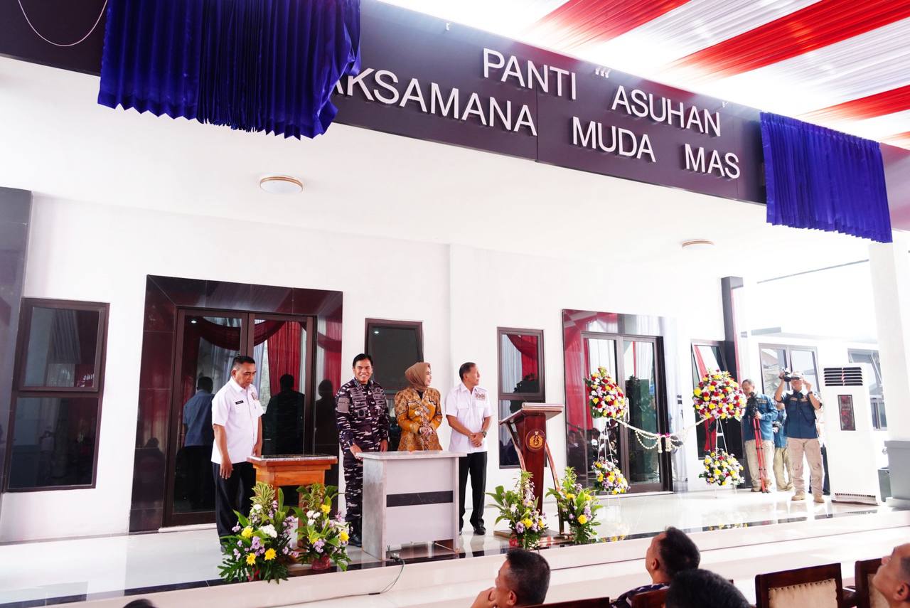 Wakil Bupati Sidoarjo dan Kasal Resmikan Gedung Panti Asuhan Laksamana Muda Mas Pardi di Candi