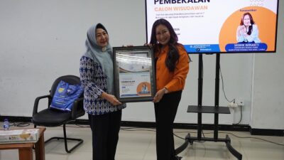 Gelar Pembekalan Wisudawan, FTIK Universitas Hang Tuah Hadirkan Wiwik Winarti: Bangun Personal Branding, Siap Hadapi Dunia Kerja