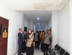 Sidak Pelayanan RSUD Sibar, Wabup Sidoarjo Jumpai Pengerjaan Lantai IGD Mengecewakan