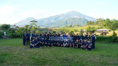 Latihan Kepemimpinan Mahasiswa Manajemen Tingkat Menengah Sukses Digelar BEM Universitas Hang Tuah di Trawas Mojokerto