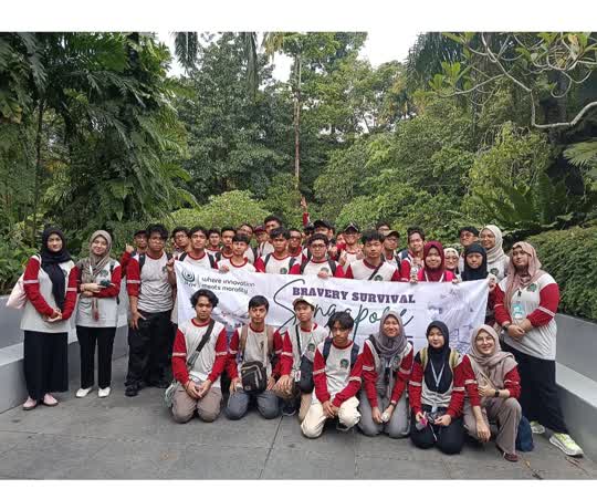 Keterangan Foto : Ke Singapura, Siswa SMA SAIM Belajar Survival