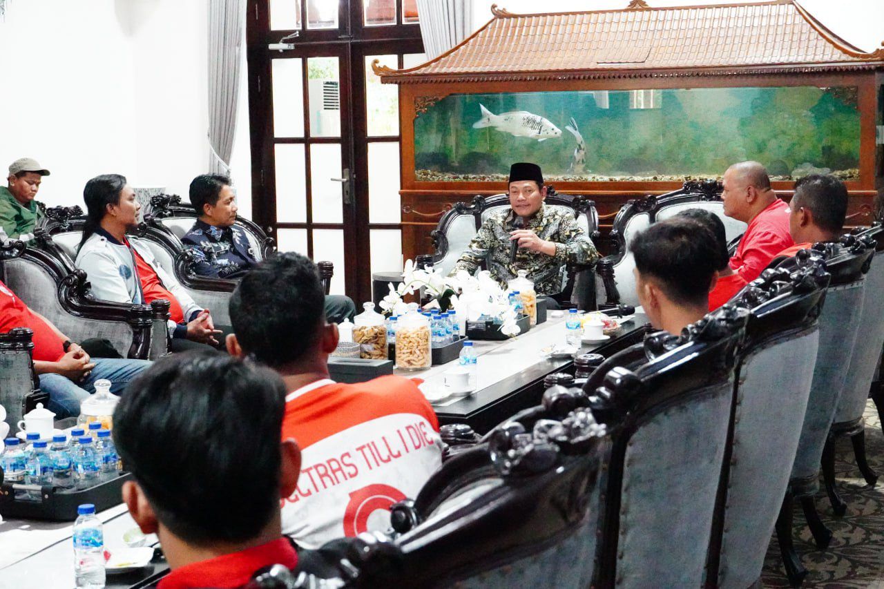 Bupati Subandi: Deltras Harus Tetap Bermarkas di Sidoarjo