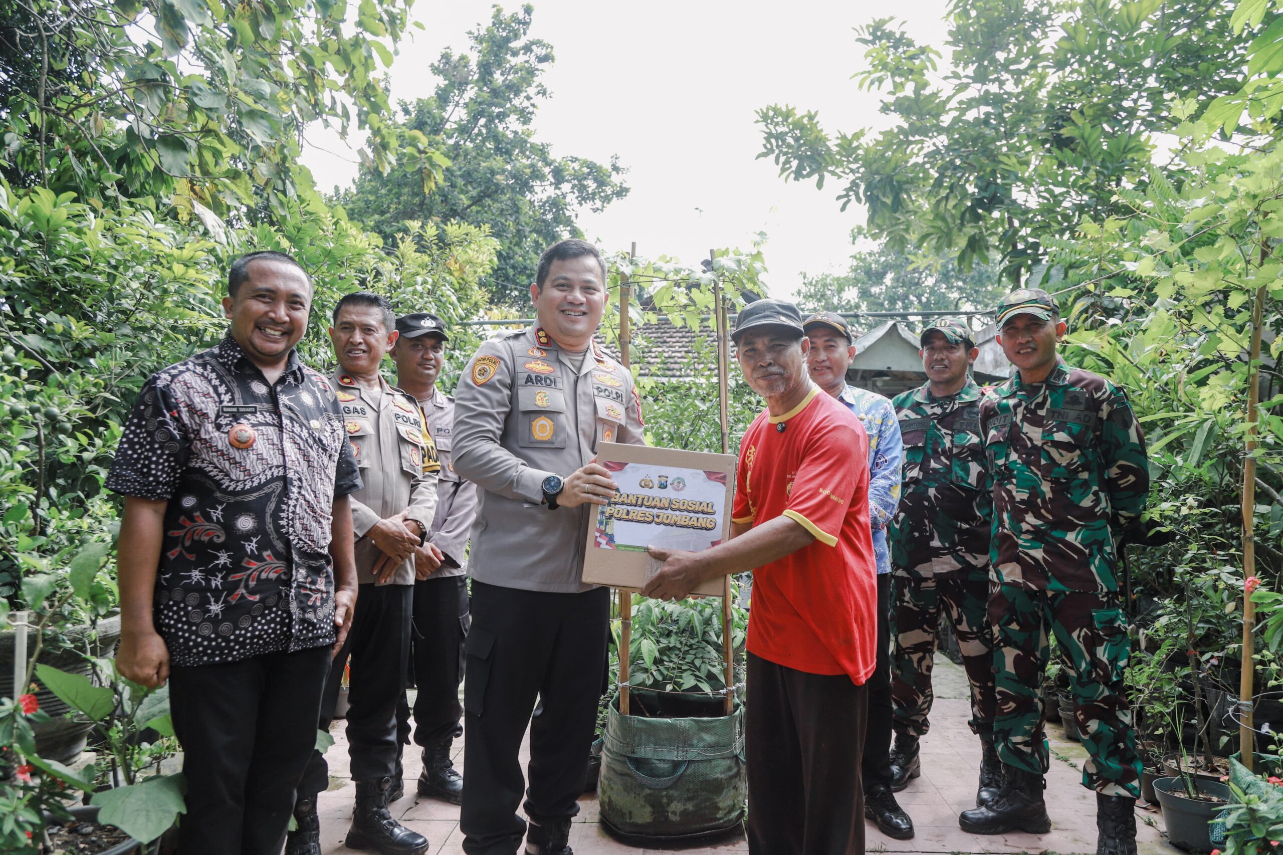 Kapolres Jombang Kunjungi Desa Percontohan Program Pekarangan Pangan Bergizi di Mojotrisno