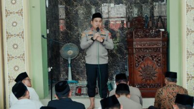 Silaturahmi Dengan Warga Desa Bareng, Kapolres Jombang Berikan Imbauan Kamtibmas