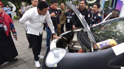 Pamerkan Mobil Listrik hingga Pembangkit Listrik, Bupati Sidoarjo H. Subandi Apresiasi Antartika Fair 2025
