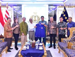 Manuver Politik, Kado Pilu Ultah ke-52 Himpunan Nelayan Seluruh Indonesia (HNSI)