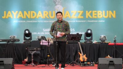 Bupati Sidoarjo Subandi Buka Ajang Ekonomi Kreatif 2025; Jayandaru Jazz Kebun Wadah Apresiasi dan Inovasi Seni Sidoarjo