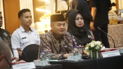 Wakil Bupati Bangkalan, Moh. Fauzan Ja’far, saat menjadi narasumber dalam Forum Group Discussion (FGD) di Radio Suara Surabaya