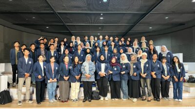 Mahasiswa Psikologi UHT Surabaya Dalami Dunia Jurnalistik di Jawa Pos