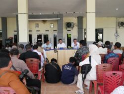 Bupati Sidoarjo, Wagub Jatim, dan Deputi KLHK Gelar Audiensi dengan Pemilik Pabrik Tahu Tropodo Terkait Pencemaran Lingkungan