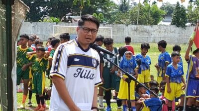 Keterangan Foto: Wakil Wali Kota Buka Open Turnamen Sepakbola U 12 dan U 13 Pada HUT Ke-16 SSB Elang Biru Langsa