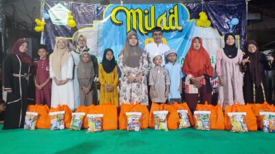 Keterangan Foto: Milad Ke-60 TPA Jam'iyyatul Affal Al Mauludiyyah Surabaya Berbagi Kebahagiaan Bersama Anak Yatim 