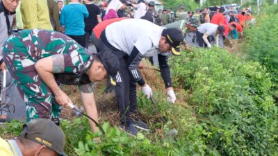 Bupati Ajak Warga Jaga Kebersihan Sungai: “Jangan Buang Sampah Sembarangan”