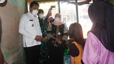 Sidak Pasien TB, Bupati Subandi Bantu Pengobatan sekaligus Bantu Bedah Rumah Lewat Program RTLH