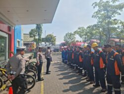 Ops Patuh Semeru 2025: Polres Tanjung Perak Sosialisasi Tertib Lalu Lintas di Patra Niaga Depo Pertamina