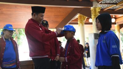 Bupati Subandi Berangkatkan Kontingen Kormi Sidoarjo Menuju Fornas VIII di NTB