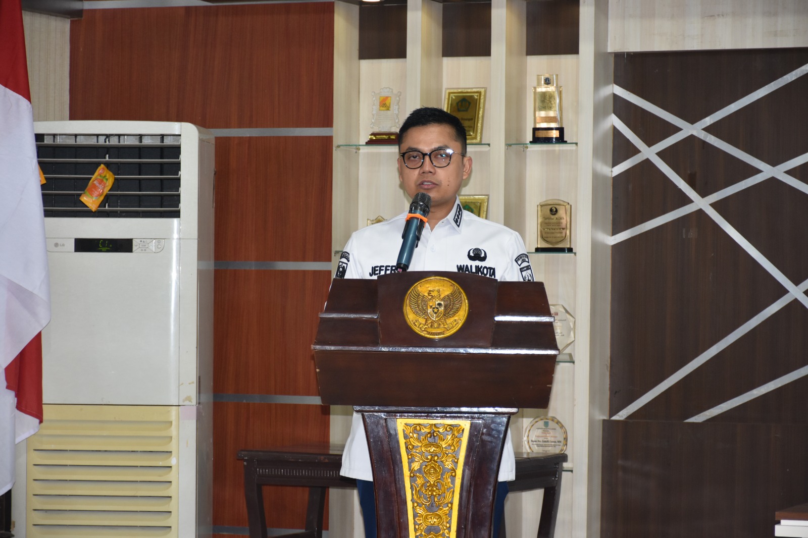Keterangan Gambar: Wali Kota Langsa Jeffry Sentana S Putra