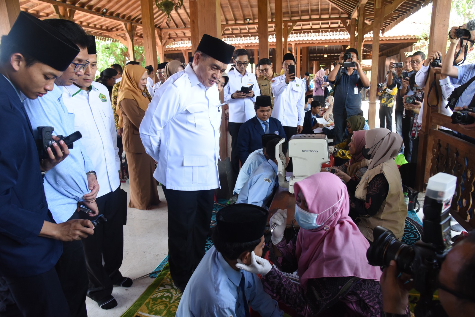 Dukung Cek Kesehatan Gratis, Wamenag RI Pantau Langsung Pelaksanaannya di Kabupaten Sidoarjo