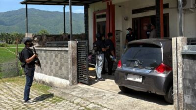 Keterangan Gambar: Densus 88 Tangkap Dua ASN di Aceh, Diduga Terlibat Terorisme