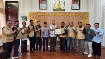 Keterangan Gambar: Bupati Armia Bahas Masa Depan Daerah Bersama SWI