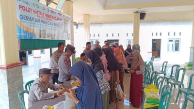 Warga Antusias Belanja di Bazar Gerakan Pangan Murah, yang Digelar Polres Jombang Bersama Pemkab Jombang dan Bulog Cabang Mojokerto