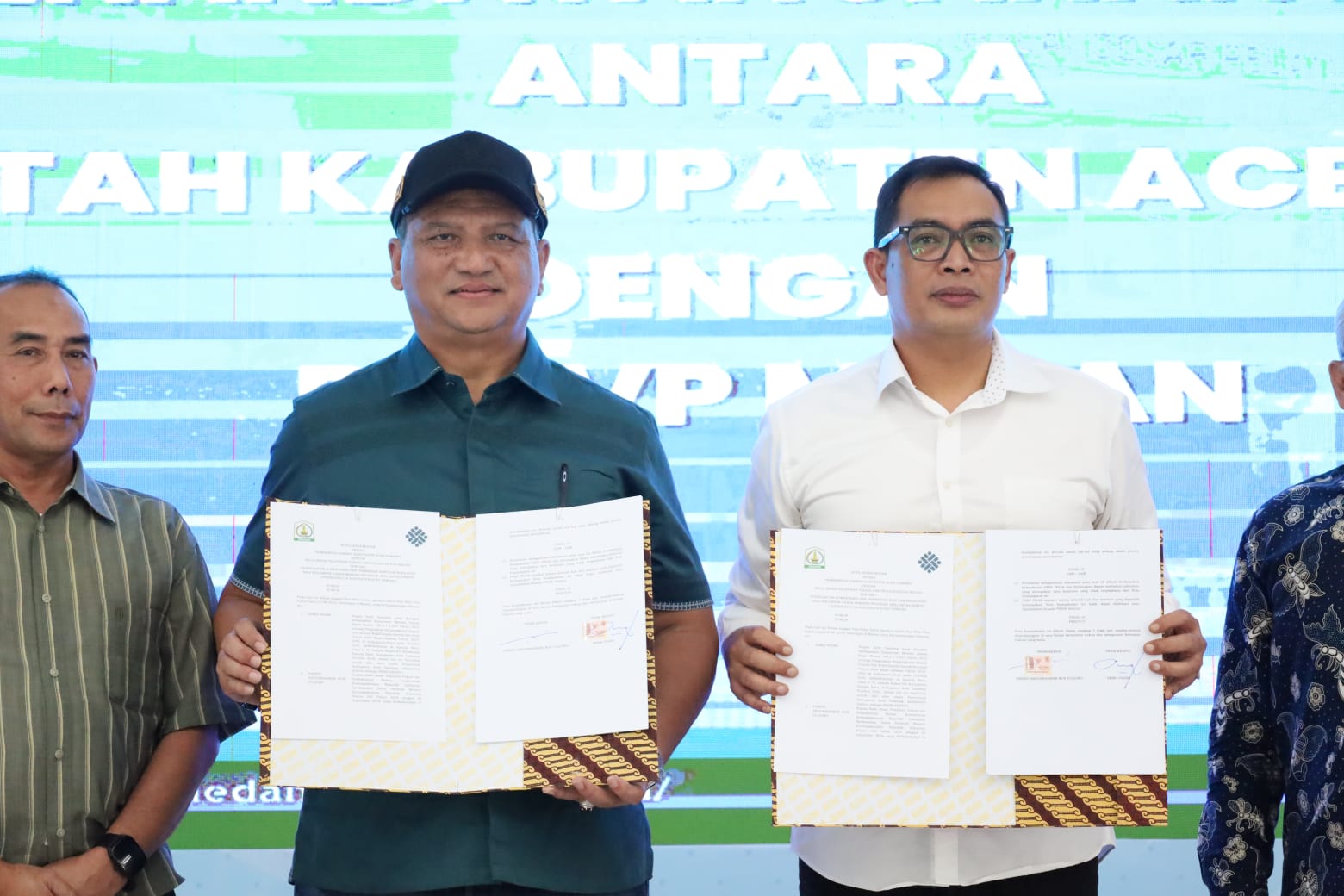 Keterangan Gambar: Bupati Armia Membuka Pelatihan Barista