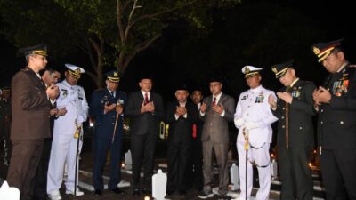 Bupati Sidoarjo Hadiri Apel Kehormatan dan Renungan Suci di TMP Kusuma Bangsa : Penghargaan Kepada Pendahulu Bangsa