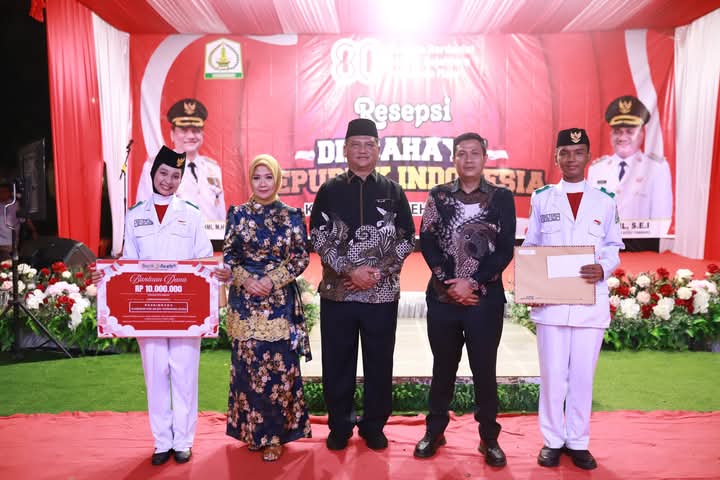 Keterangan Gambar: Bupati Aceh Tamiang, Irjen Pol. (Purn) Drs. Armia Pahmi, MH,