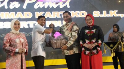 Keterangan Gambar: Kapolda Aceh Brigjen Pol Marzuki Ali Basyah menyampaikan rasa hormat dan apresiasi kepada Irjen Pol Dr. Achmad Kartiko atas segala pengabdian