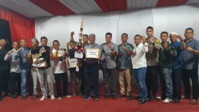 Keterangan Gambar: Setdakab, Muslizar, S.Pd, MM, didampingi Kepala Dinas Lingkungan Hidup Syurya Luthfi, S.STP,