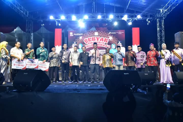 Keterangan Gambar: Bupati Aceh Tamiang, Irjen Pol. (Purn) Drs. Armia Pahmi, MH.,