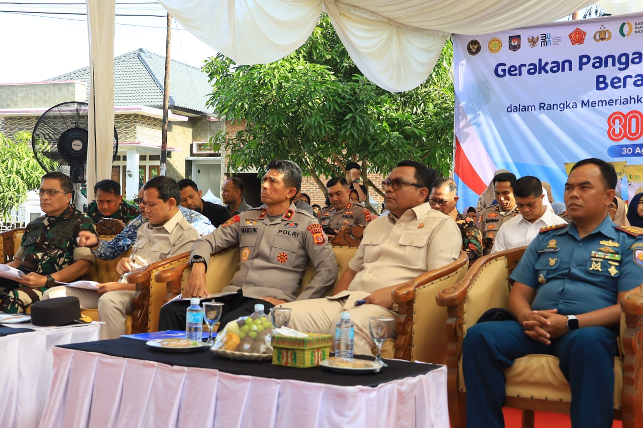 Keterangan Gambar: Kapolda Aceh Brigjen Pol Drs. Marzuki Ali Basyah, bersama unsur Forkopimda Aceh