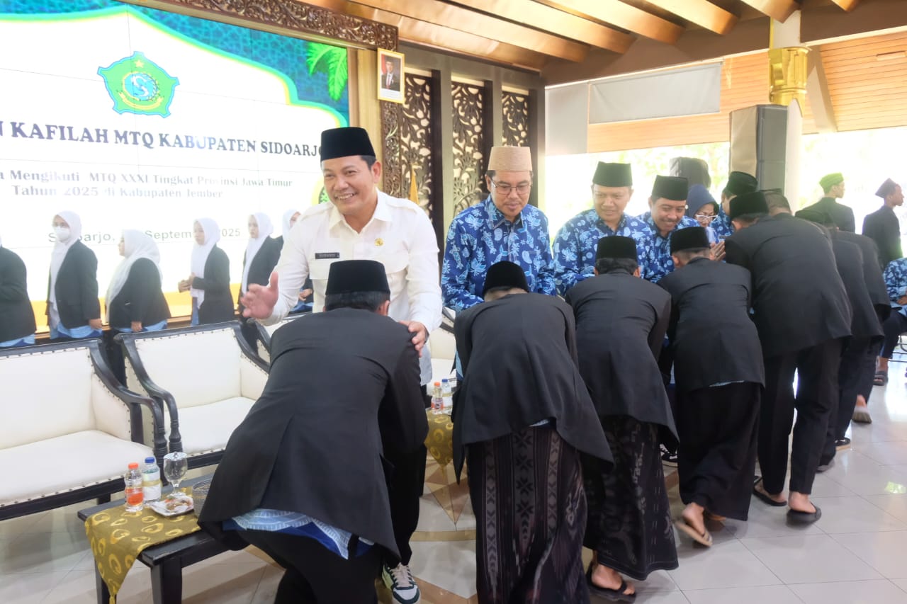 Pemkab Sidoarjo Lepas 54 Kontingen MTQ ke-XXXI Tahun 2025, Target Rebut Kembali Juara Umum