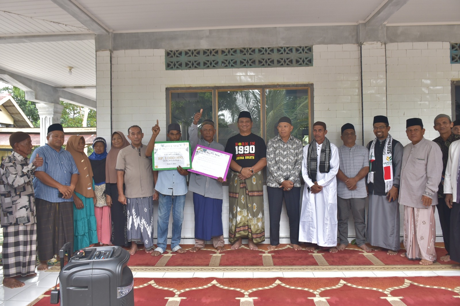 Keterangan Gambar: Bupati Aceh Tamiang Irjen Pol. (Purn) Drs. Armia Pahmi, MH, bersama Wakil Bupati Ismail, SE.I,