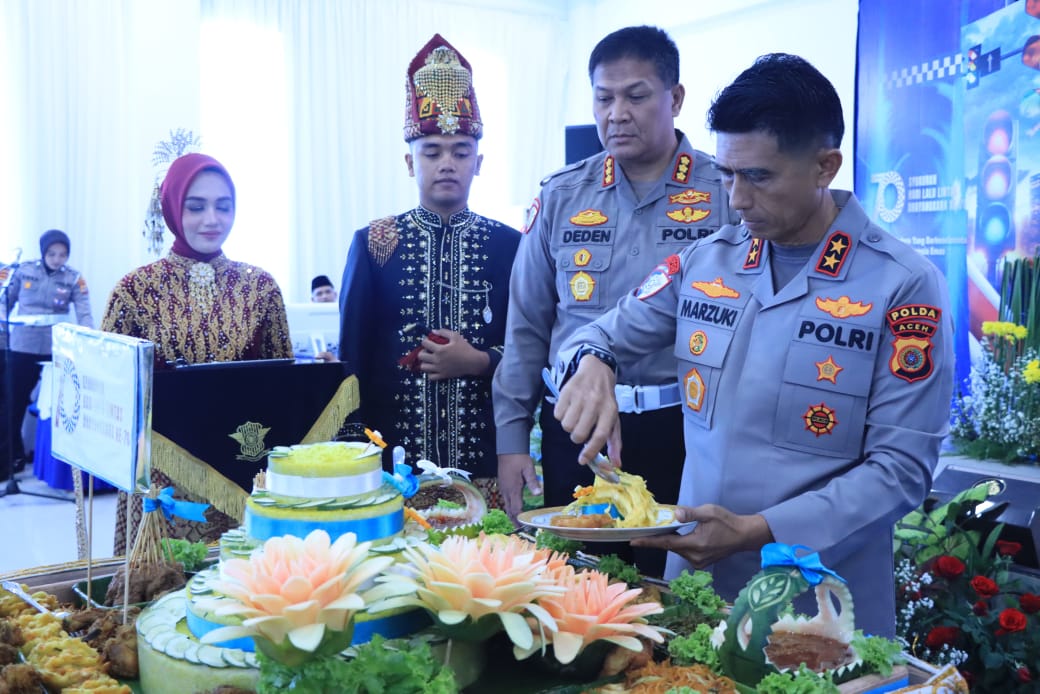 Kapolda Aceh Irjen Pol. Marzuki Ali Basyah menghadiri syukuran Hari Ulang Tahun (HUT) ke-70 Lalu Lintas Bhayangkara