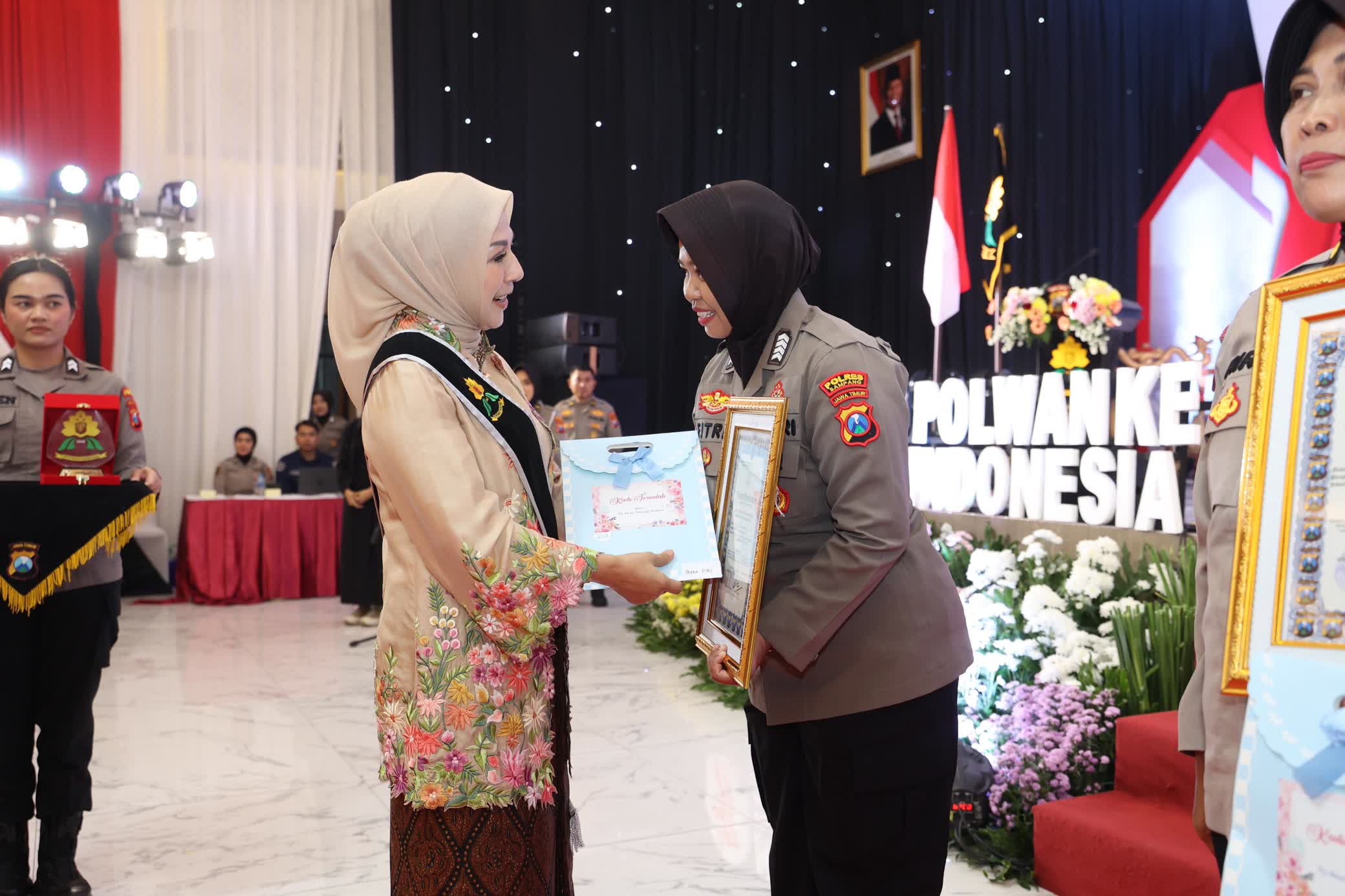 Hari jadi ke -77 Polisi Wanita (Polwan), Polda Jawa Timur