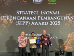 Wakil Bupati Aceh Tamiang Terima Penghargaan SIPP Award 2025
