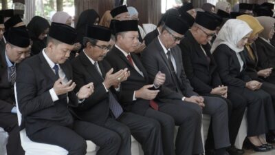 Bupati Sidoarjo Subandi melakukan pelantikan ulang terhadap 7 pejabat dilingkungan Pemkab Sidoarjo.