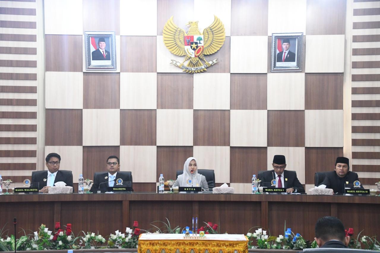Walikota Langsa Jeffry Sentana S Putra, SE, Wakil Walikota Langsa Muhammad Haikal Alfisyahrin, ST, Ketua DPRK Langsa Melvita Sari, SAB, Wakil Ketua dan Anggota DPRK Langsa