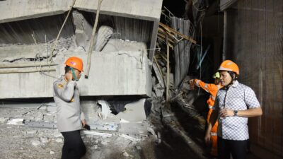 Bupati Subandi Sampaikan Duka Mendalam untuk Santri Korban Tragedi Al Khoziny, Pastikan Evakuasi Hingga Tuntas