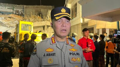Kabid Humas Polda Jawa Timur, Kombes Pol Jules Abraham Abast