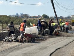 Pemkab Sidoarjo Mulai Garap Betonisasi Ruas Jalan Kalanganyar-Segorotambak