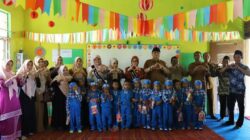 Bupati Aceh Tamiang Irjen. Pol (Purn) Drs. Armia Pahmi, MH dan Wakil Bupati Ismail, SE.I, bersama Bunda PAUD dan Ketua Pokja Bunda PAUD