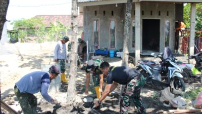 Hari ke-3 TMMD ke-126 Kodim 0816/Sidoarjo, Satgas dan Warga Wujudkan Rumah Layak Huni bagi warga