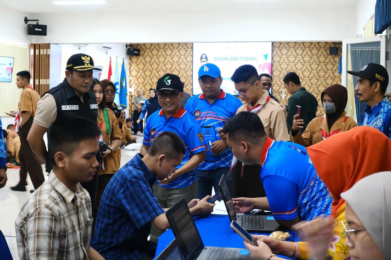 Tak Ada Lagi Antrean Cetak KTP di Sidoarjo