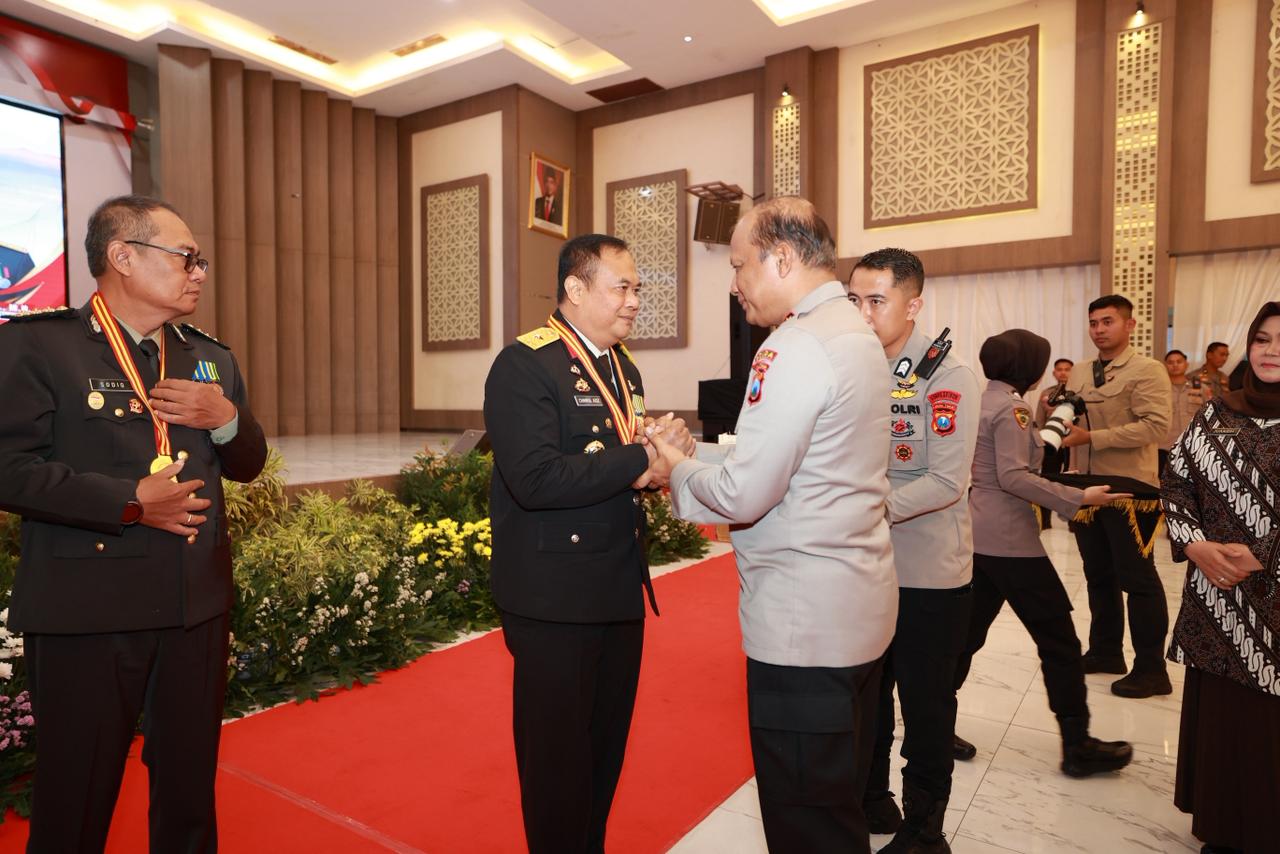 Kapolda Jawa Timur Irjen Pol Drs. Nanang Avianto, M.Si.