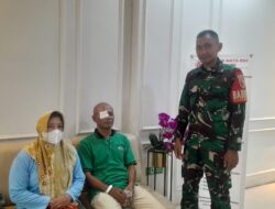 Babinsa Koramil 0816/14 Taman Dampingi Operasi Katarak & Pterigium, Wujud Nyata Kepedulian TMMD ke-126 untuk Warga